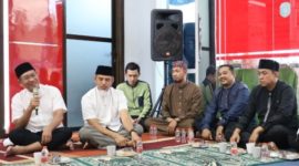 Asisten Administrasi Umum Pemerintah Kabupaten (Pemkab) Kutai Kartanegara (Kukar), Dafip Haryanto hadir dalam acara Buka Puasa Bersama (Bukber) sekaligus syukuran Diskominfo Kukar atas diraihnya panji keberhasilan pembangunan bidang Statistik Sektoral tahun 2023 tingkat provinsi Kalimantan Timur (Kaltim).