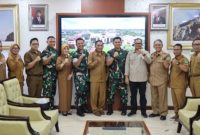 Tim survei teknis dari Direktorat Akademi Tentara Nasional Indonesia kunjungi Pemkab Kukar dalam rangka persiapan Kukar sebagai tuan rumah Latsitarda Nusantara XLIV/2024.