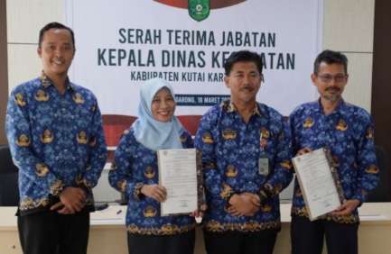 Moment penting saat perjalanan serta dinamika Dinas Kesehatan Kabupaten Kukar, sejumlah orang memperoleh amanah sebagai Kepala Dinas Kesehatan disepanjang sejarah mulai berdirinya perangkat daerah