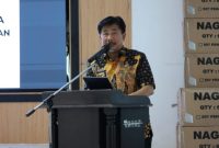 Penandatanganan berita acara pisah sambut Kepala Dinas Lingkungan Hidup dan Kehutanan (DLHK) Kabupaten Kukar antara Alfian Noor kepada Slamet Hadi Raharjo telah disaksikan oleh Sekretaris Daerah Kabupaten Kutai Kartanegara H Sunggono.