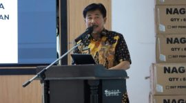 Penandatanganan berita acara pisah sambut Kepala Dinas Lingkungan Hidup dan Kehutanan (DLHK) Kabupaten Kukar antara Alfian Noor kepada Slamet Hadi Raharjo telah disaksikan oleh Sekretaris Daerah Kabupaten Kutai Kartanegara H Sunggono.