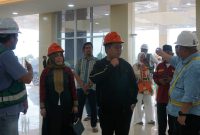 Wakil Bupati Kutai Kartanegara (Kukar), Rendi Solihin lanjutkan kegiatan safari Ramadhan 2024 dan sempatkan melihat progres pembangunan RS Muara Badak, Jumat (15/3/2024).