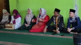 Pembina Majelis Taklim Aswaja Kukar Maslianawati menyebutkan pihaknya akan menggelar pelatihan Fardhu Kifayah di semua Kecamatan yang ada di Kukar.
