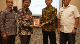 Rapat Koordinasi (Rakor) Lintas Sektor, Bupati Edi Damansyah diwakili oleh Sekda Kabupaten Kukar Sunggono.