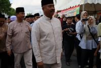 Bupati Kutai Kartanegara (Kukar) Edi Damansyah, membuka Lorong Pasar Ramadhan sebagai pusat jajanan kuliner Ramadhan Tenggarong pada Selasa sore (12/3/2024).