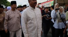 Bupati Kutai Kartanegara (Kukar) Edi Damansyah, membuka Lorong Pasar Ramadhan sebagai pusat jajanan kuliner Ramadhan Tenggarong pada Selasa sore (12/3/2024).