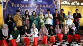 Maslianawati Edi Damansyah bersilaturahmi dengan Majelis Taklim Se-Kecamatan Tenggarong Seberang di Masjid Nurul Ilman Desa Perjiwa, Sabtu (30/3).