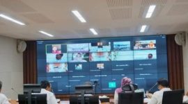 Asisten II Bidang Ekonomi dan Pembangunan Sekretariat Kabupaten (Setkab) Kutai Kartanegara (Kukar), Ahyani Fadianur hadir secara virtual dalam acara Kajian Sistemik IKN yang diselenggarakan Ombudsman Republik Indonesia.