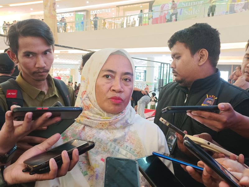 Ket. Foto: Pelaksana Harian (PLH) Dispora Kaltim, Sri Wartini.