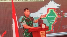 Letjen TNI Tandyo Budi R yang menjabat sebagai Wakasad beserta seluruh rombongan di Kabupaten Kukar datang ke Desa Kerta Bhuana, Tenggarong Seberang