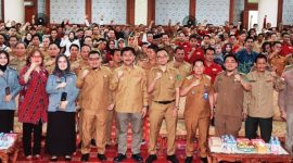 Sekretaris Daerah (Sekda) Kabupaten Kutai Kartanegara (Kukar) Sunggono hadiri Evaluasi Perkembangan Desa se Kukar yang dilakukan oleh Dinas Pemberdayaan Masyarakat Desa (PMD) Kabupaten Kukar Gedung Putri Karang Melenu (PMK) Desa Teluk Dalam, Tenggarong Seberang, Selasa (12/11/2024).