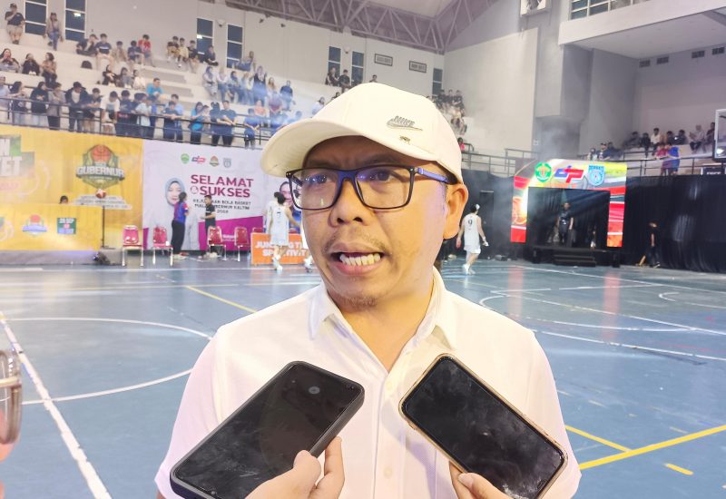 Ket. Foto: Kepala Bidang Peningkatan Prestasi Olahraga Dispora Kaltim, Rasman.