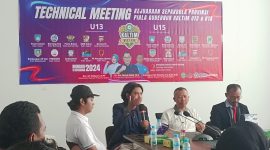 Ket. Foto: Suasana Technical Meeting Kejuaraan Sepak Bola U-13 dan U-15