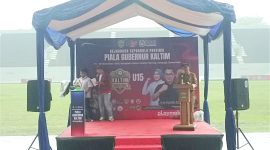 Ket. Foto: Pembukaan Kejuaraan Sepak Bola U-13 dan U-15 Piala Gubernur Kaltim 2024.
