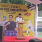 
Ket. Foto: Kepala Bidang Peningkatan Prestasi Olahraga Dispora Kaltim, Rasman Rading Ketika Memberikan Sambutan pada Pembukaan Kejuaraan Pickleball, Jum'at (15/11/2024)

