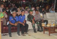 Bhabinkamtibmas Polsek Tenggarong hadir dalam sosialisasi Pemilihan Gubernur dan Wakil Gubernur Kalimantan Timur serta Bupati dan Wakil Bupati Kutai Kartanegara 2024 di Kelurahan Maluhu, pada Sabtu(2/11/2024).