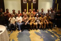 Penandatanganan perjanjian kerjasama PT REA Kaltim Plantations dengan Koperasi Produsen Perkebunan Sumber Bumi Jaya Desa Long Lalang Kecamatan Tabang yang dilakukan di di Ballroom Midtown Hotel Samarinda, Senin (11/11).