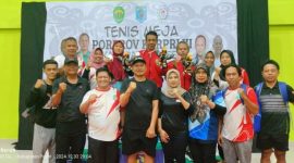 Kegiatan Porprov Korpri III Provinsi Kaltim tahun 2024 resmi ditutup oleh Pj Gubernur Kaltim Akmal Malik, melalui Kadis PUPR Provinsi Kaltim H.M Fitri Firnanda di Lapangan Gentung Temiang, Tanah Grogot, Jumat (6/12).