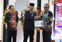 Bupati Kutai Kartanegara (Kukar) Edi Damansyah hadiri Hari Ulang Tahun (HUT) Mall Pelayanan Publik (MPP) Kukar ke 2 di gedung MPP Kompleks Perkantoran Bupati Kukar, Kamis (5/12/24).