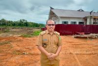 Kepala Desa Loa Raya, Martin