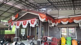 Kantor Desa Loa Pari sebagai salah satu hasil dari pembangunan. 