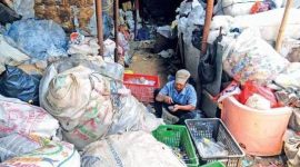 Bank sampah di Desa Loa Pari