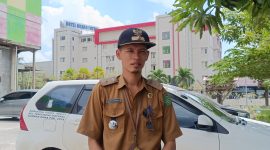 Kepala Desa Muara Kaman Ulu, Hendra